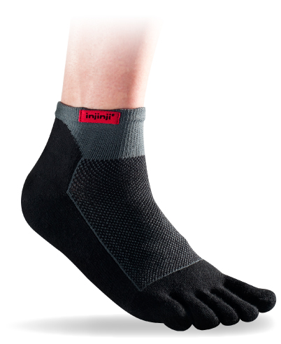 Ininji toe socks